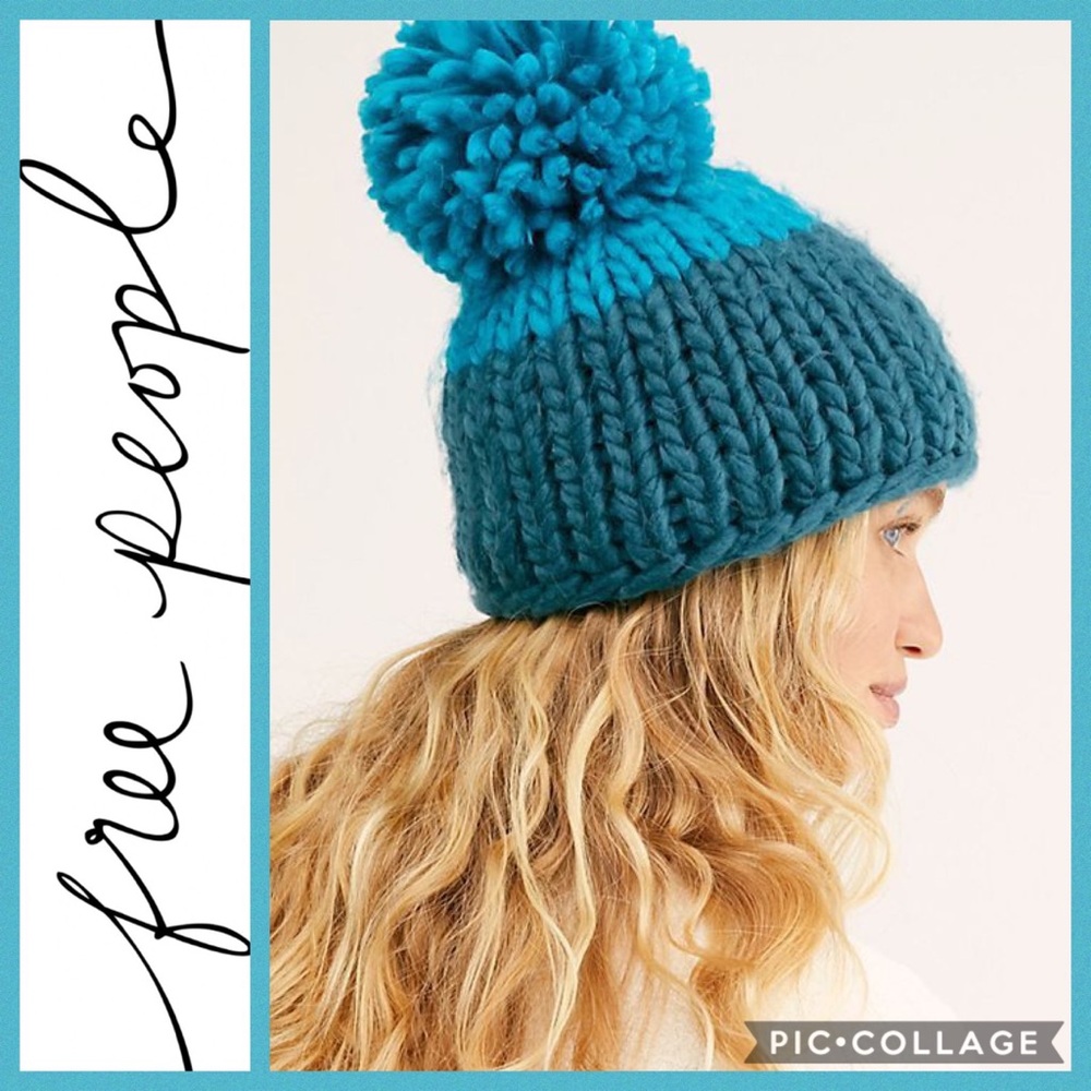 ❄️Free People Cozy Up Color Block Pom Beanie/Teal